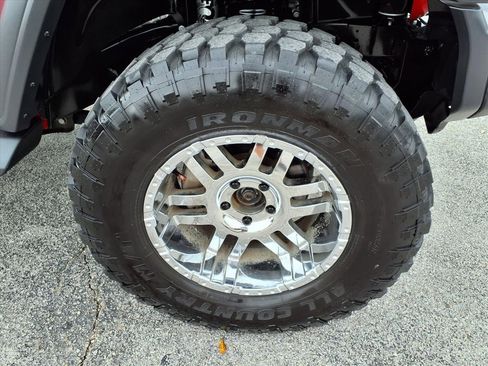 Used 2019 Jeep Wrangler Sport image 9