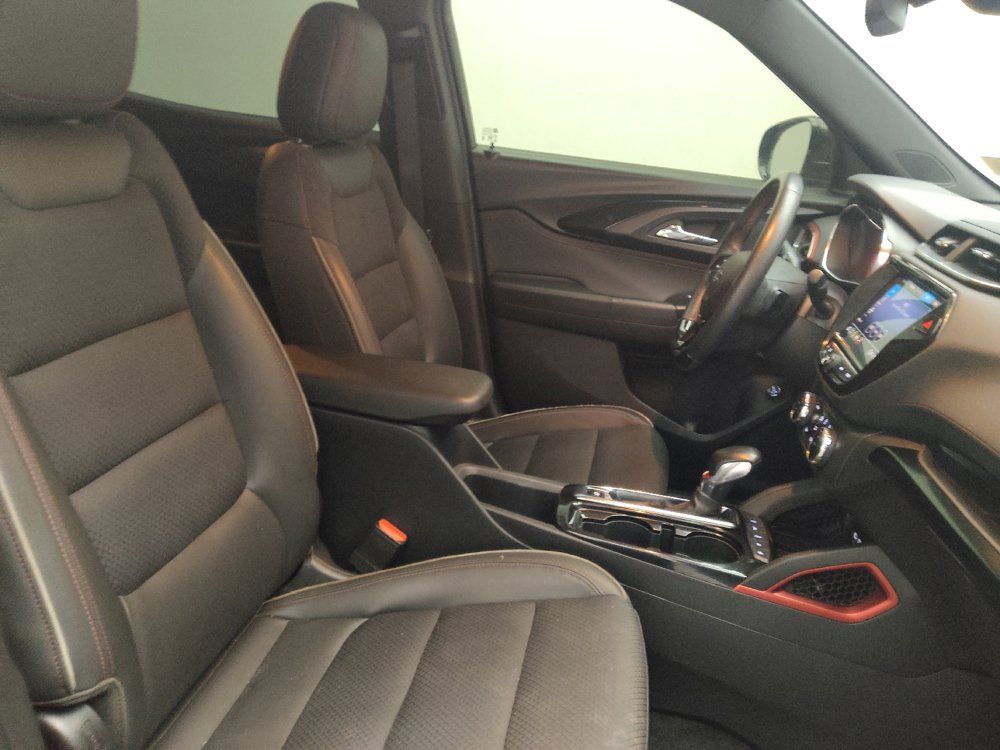 Used 2021 Chevrolet TrailBlazer RS w/ Sun and Liftgate Package FWD image 21