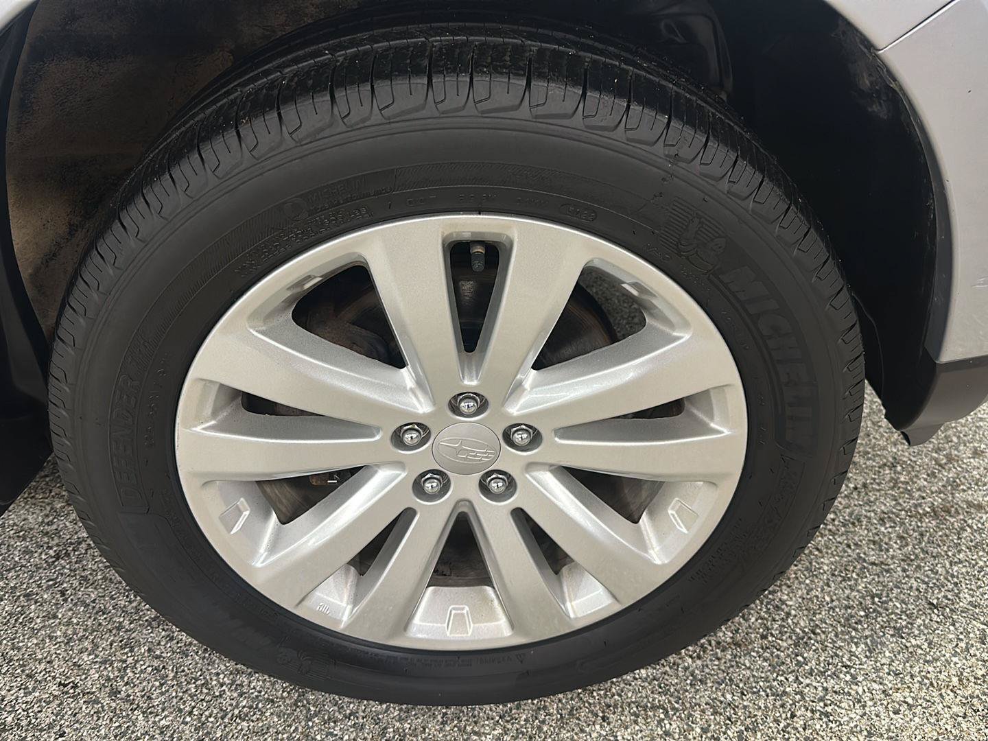 Used 2013 Subaru Forester 2.5X Premium AWD/4WD image 9