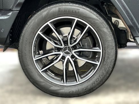 Used 2021 Mercedes-Benz G 550 image 11