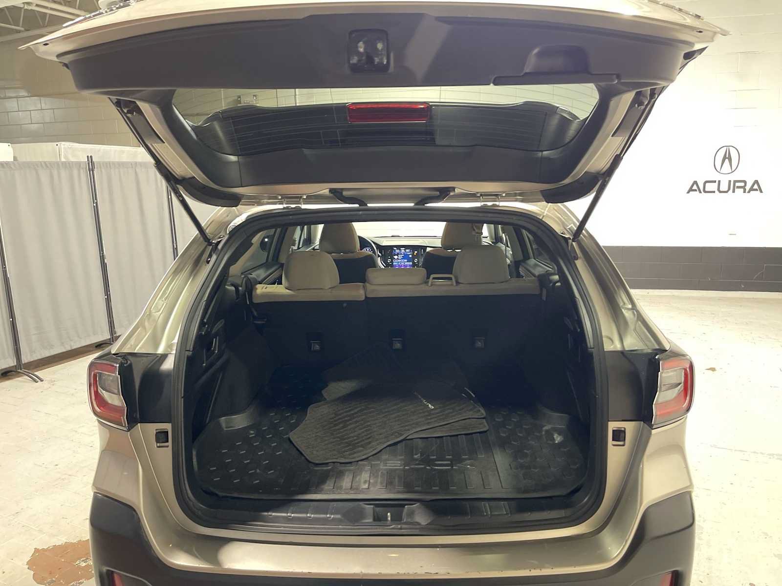 Used 2020 Subaru Outback Premium AWD/4WD image 19