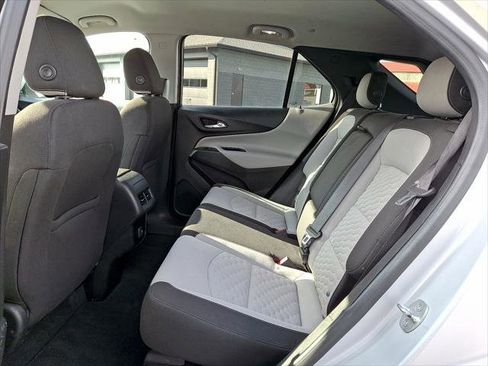 Used 2020 Chevrolet Equinox LT FWD image 11