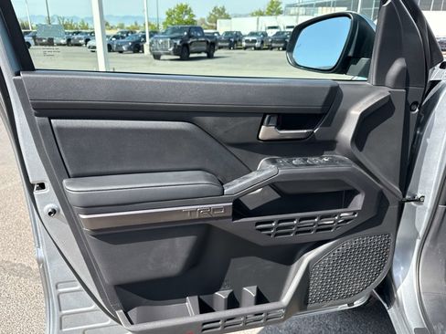 New 2026 Toyota Tacoma TRD Off-Road AWD/4WD image 9