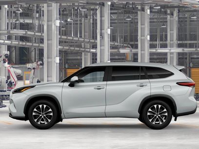 New 2026 Toyota Highlander XLE