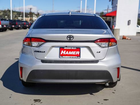 Certified 2025 Toyota Corolla LE image 10