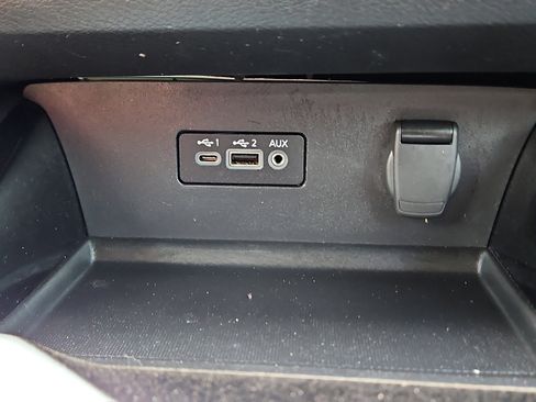 Used 2023 Nissan Altima 2.5 SV image 18