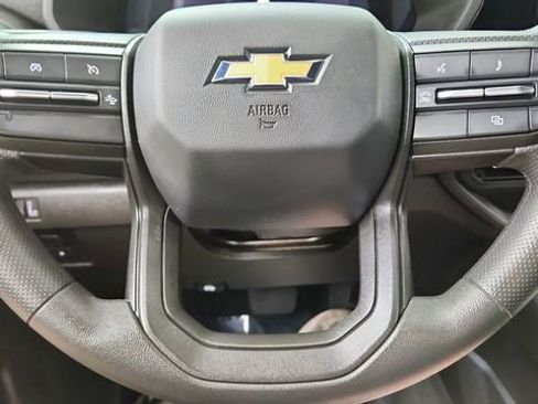 Used 2023 Chevrolet Colorado W/T w/ Advanced Trailering Package AWD/4WD image 40