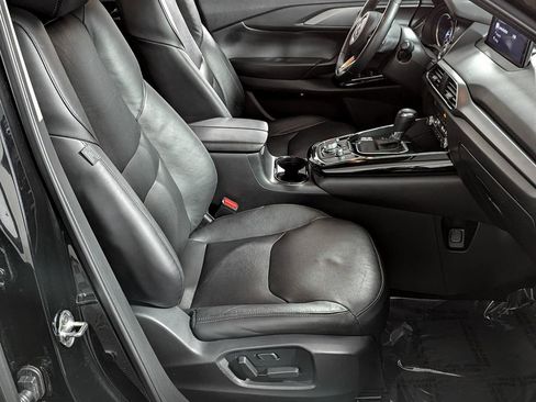 Used 2023 MAZDA CX-9 Touring image 15