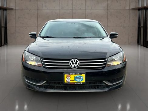 Used 2014 Volkswagen Passat 1.8T S FWD image 3