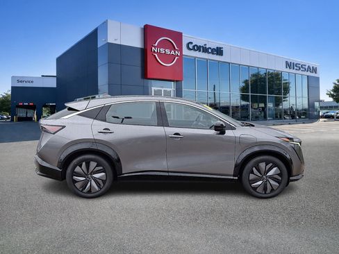 Certified 2023 Nissan Ariya FWD image 7