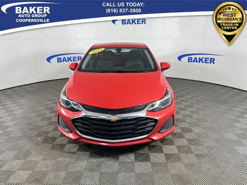 Certified 2019 Chevrolet Cruze LT w/ LT Fleet Convenience Package image 3