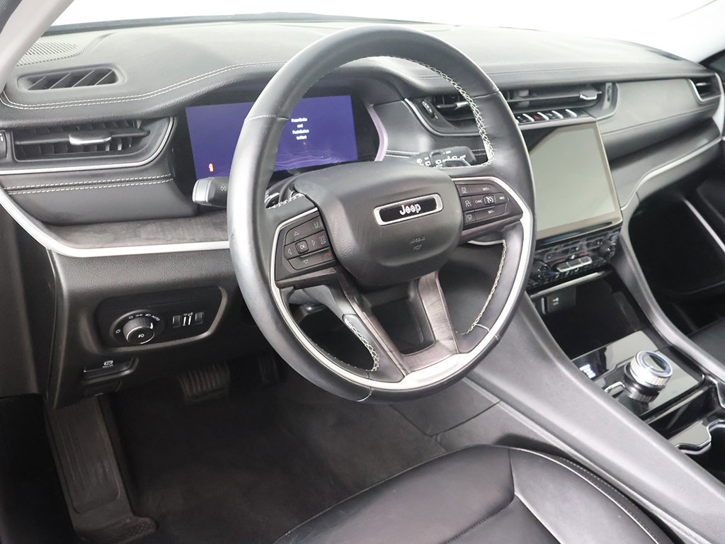 Used 2021 Jeep Grand Cherokee L Limited AWD/4WD image 31