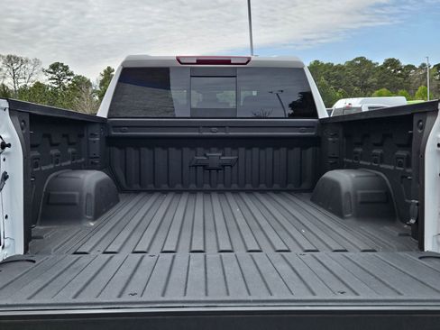 Used 2025 Chevrolet Silverado 1500 LT w/ Safety Package image 29