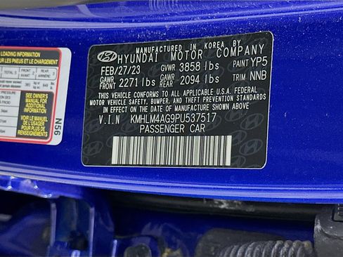 Used 2023 Hyundai Elantra SEL FWD image 12