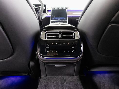 Used 2024 Mercedes-Benz S 63 AMG S w/ Rear Seat Package image 32