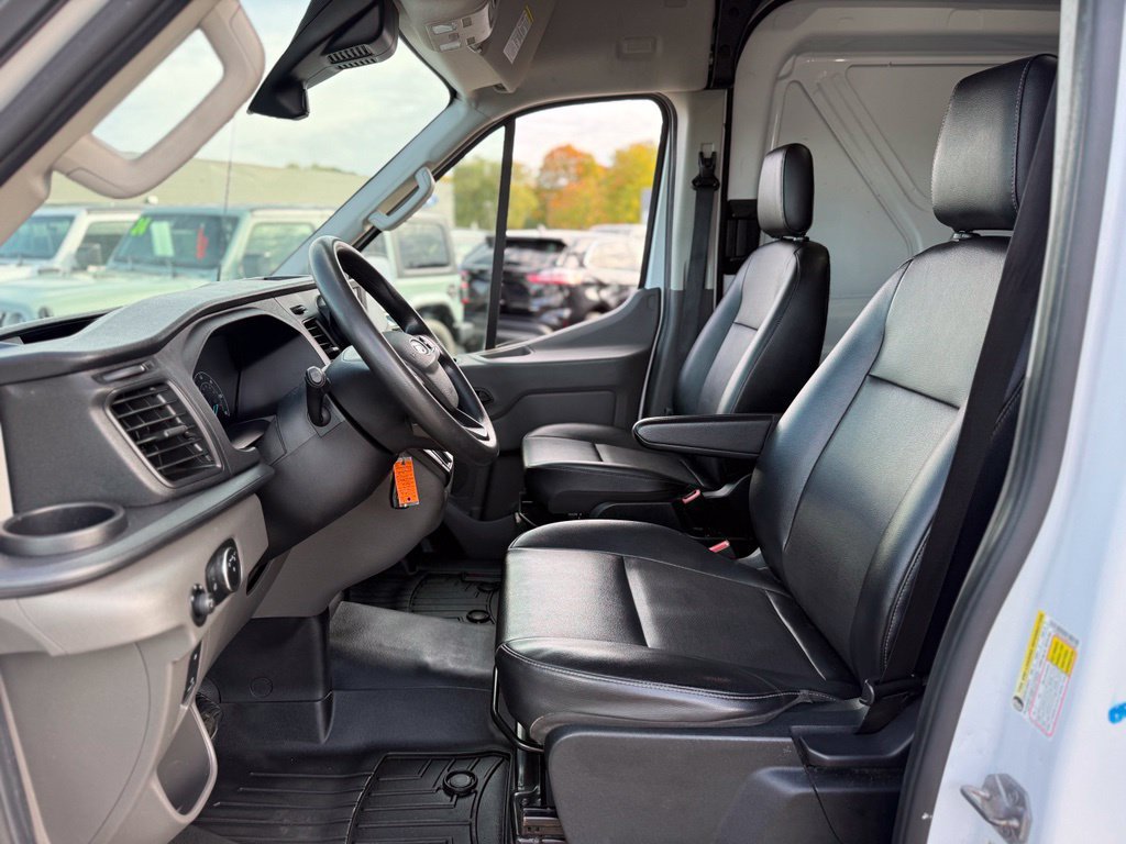Used 2022 Ford Transit 250 148 High Roof AWD image 10