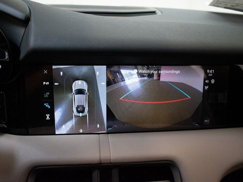 Used 2025 Porsche Taycan 4 image 30