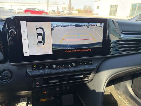 Used 2025 Toyota Camry XSE w/ Premium Plus Package image 17