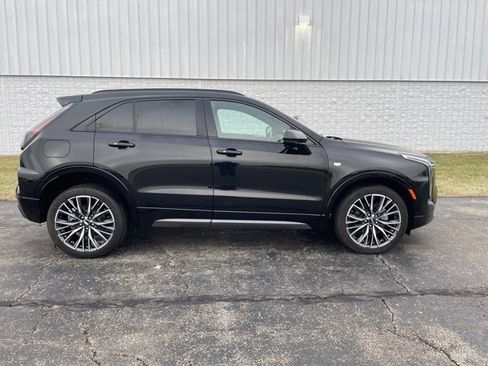 Used 2024 Cadillac XT4 Sport image 17