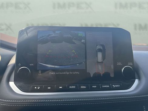 Used 2023 Nissan Rogue SL w/ SL Premium Package image 20