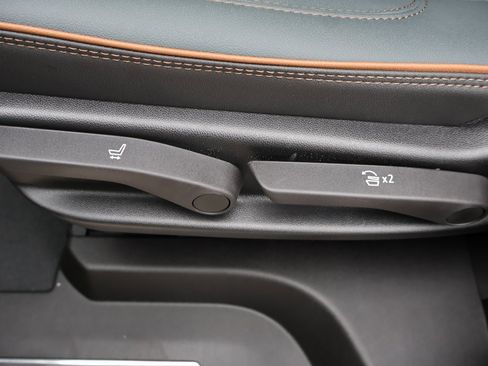 New 2026 GMC Yukon AT4 w/ AT4 Premium Plus Package image 28