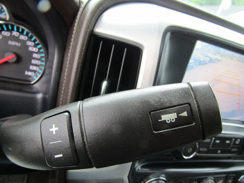 Used 2017 GMC Sierra 1500 SLT AWD/4WD image 39