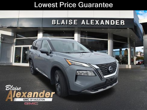Used 2023 Nissan Rogue SL w/ SL Premium Package image 1