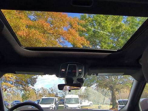 New 2025 Jeep Grand Cherokee L Laredo w/ Luxury Tech Group I image 30