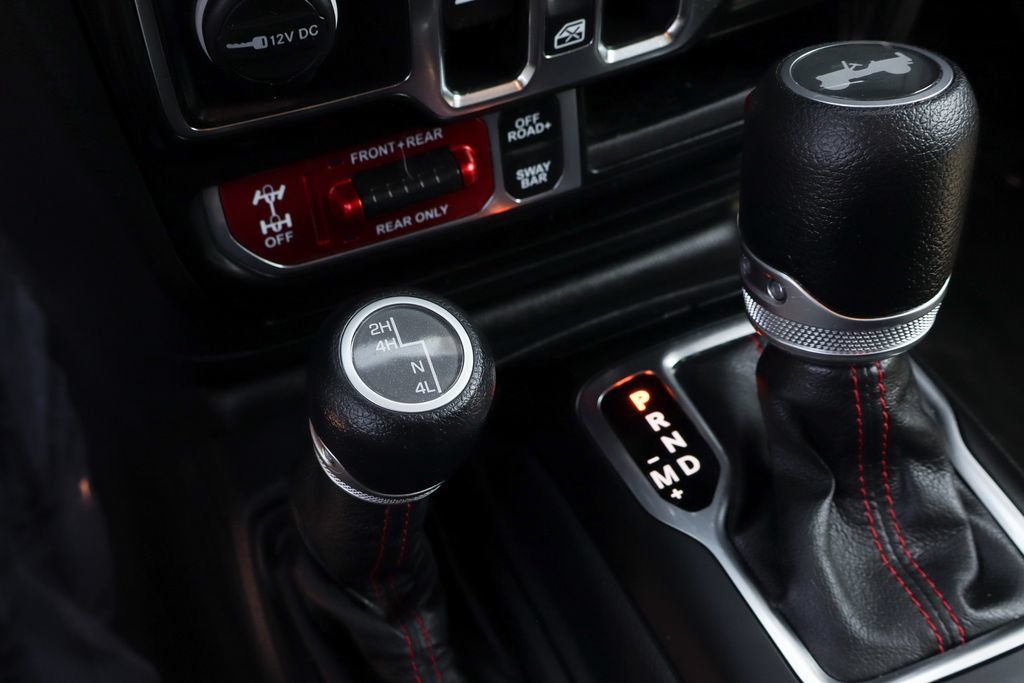 Used 2021 Jeep Wrangler Unlimited Rubicon AWD/4WD image 42