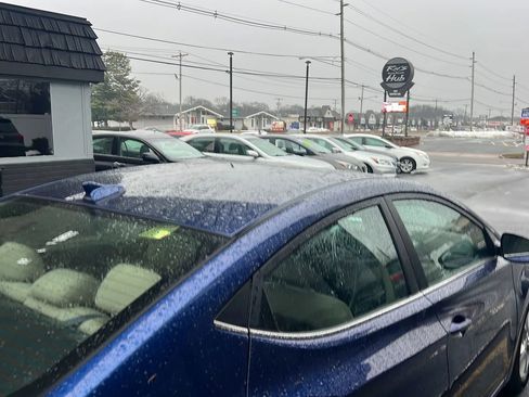 Used 2016 Hyundai Elantra Value Edition image 7