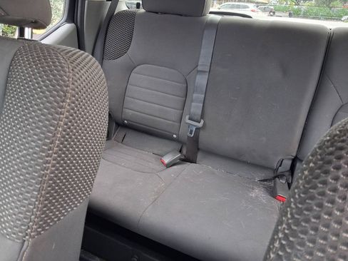 Used 2018 Nissan Frontier SV RWD image 14