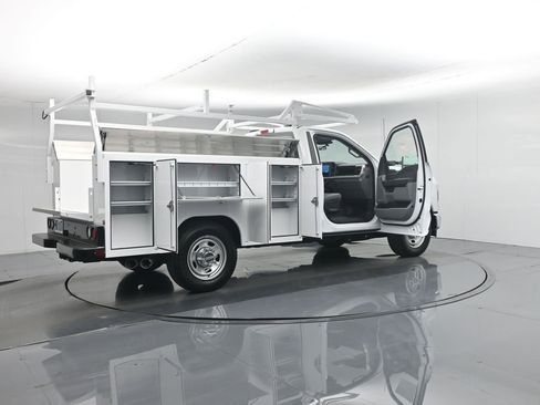 New 2025 Ford F350 XL w/ XL Chrome Package RWD image 5