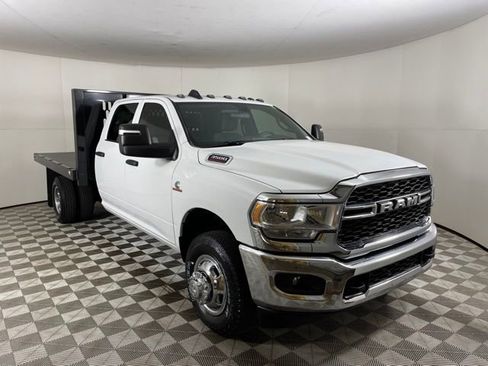 New 2024 RAM 3500 Tradesman w/ Chrome Appearance Group image 2