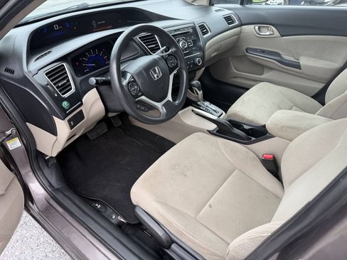 Used 2013 Honda Civic LX image 9