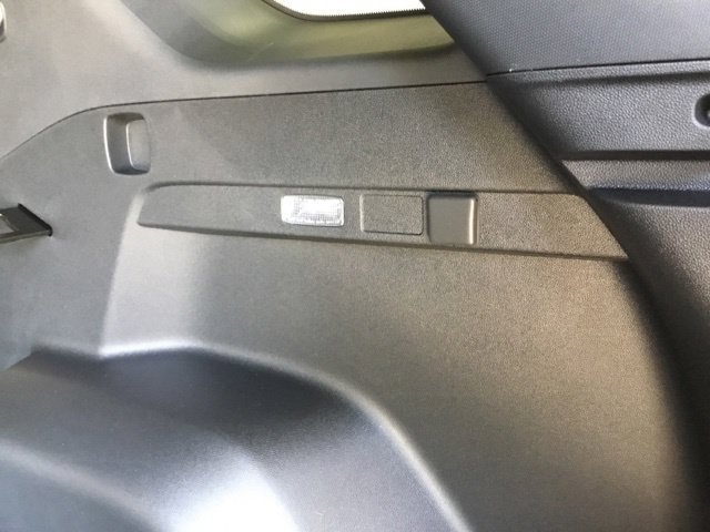 New 2027 GMC Terrain AT4 w/ Technology Package II AWD/4WD image 40