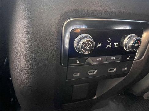 Certified 2023 GMC Yukon Denali Ultimate image 13