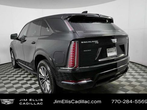 New 2026 Cadillac Escalade IQ Sport 1 w/ LPO, Floor Liner Package AWD/4WD image 30