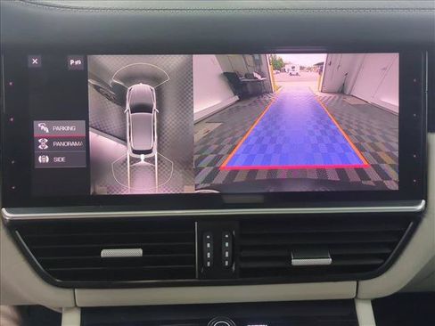 Used 2019 Porsche Cayenne S AWD/4WD image 14