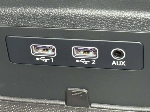 Used 2017 Audi A4 2.0T Premium w/ Audi MMI Navigation Plus image 15