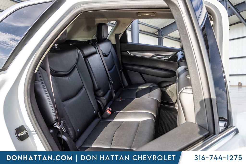 Used 2017 Cadillac XT5 Luxury w/ Driver Awareness Package FWD image 20
