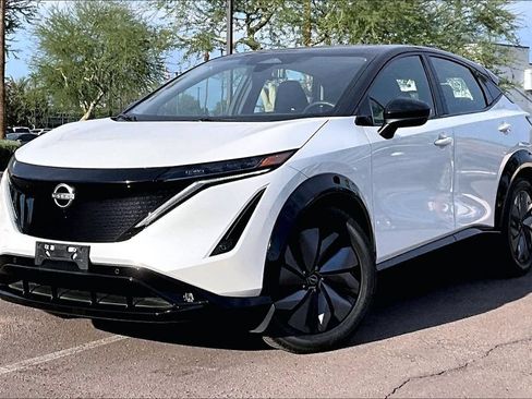 Used 2024 Nissan Ariya AWD image 1