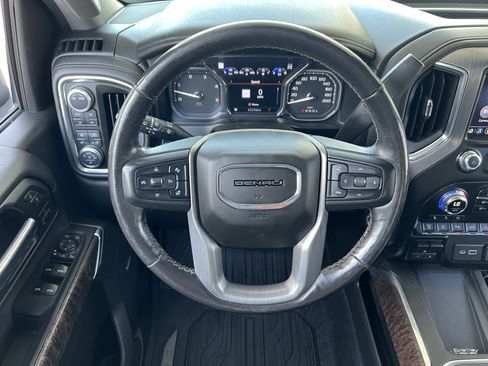 Used 2020 GMC Sierra 3500 Denali w/ Denali Ultimate Package AWD/4WD image 26