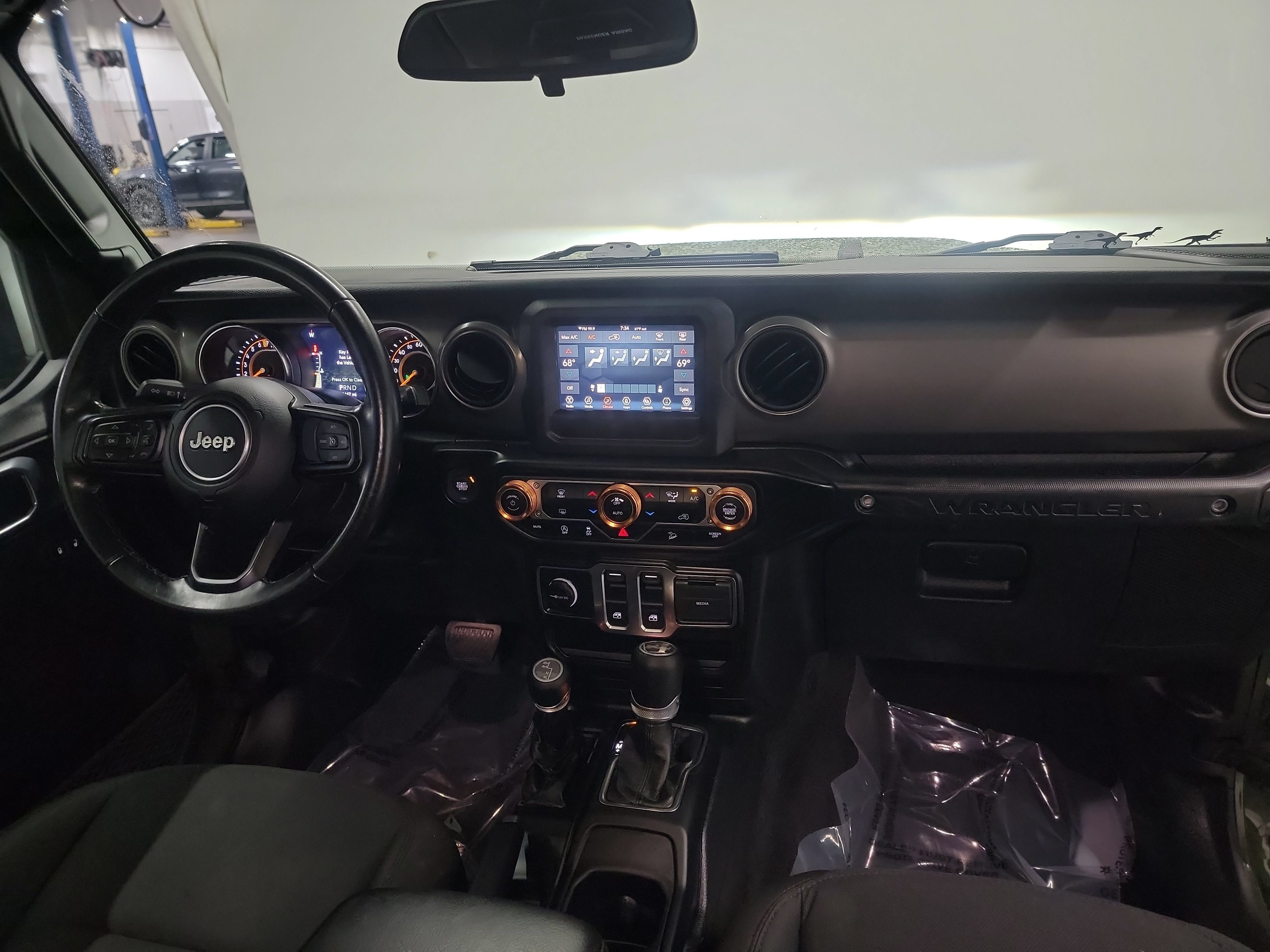 Used 2021 Jeep Wrangler Sport AWD/4WD image 15