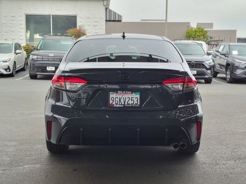 Certified 2023 Toyota Corolla SE FWD image 3