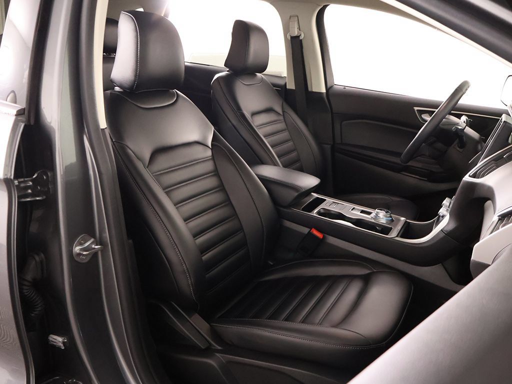 Used 2024 Ford Edge SEL w/ Convenience Package AWD/4WD image 28