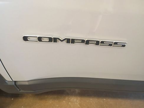 Used 2025 Jeep Compass Limited AWD/4WD image 45
