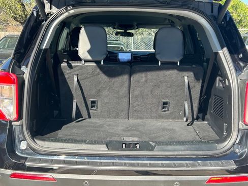 Used 2023 Ford Explorer XLT w/ Equipment Group 202A image 14