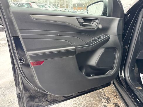 Used 2025 Ford Escape Active image 23