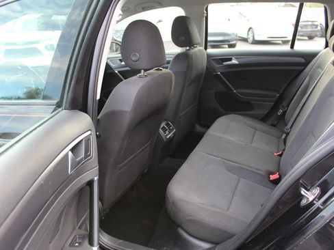 Used 2019 Volkswagen Golf S AWD/4WD image 12