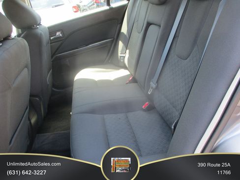 Used 2010 Ford Fusion SE FWD image 6